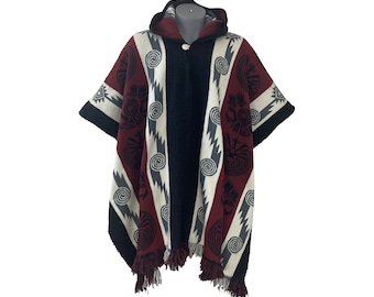 Ponchos con patrones geométricos. Poncho de lana de alpaca. Capa. Poncho nativo.