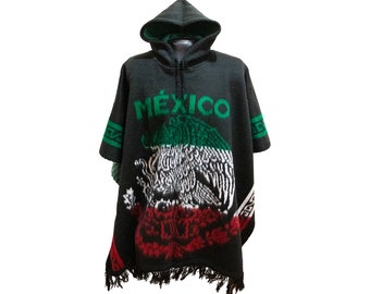 Poncho messicano. Poncho con bandiera messicana. Poncho messicano. Poncho in lana di alpaca. Poncho Bandera.