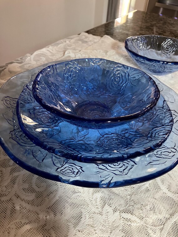Vtg IVV Italy 3 Pc Light Blue Textured Rose Floral Glass Dinner