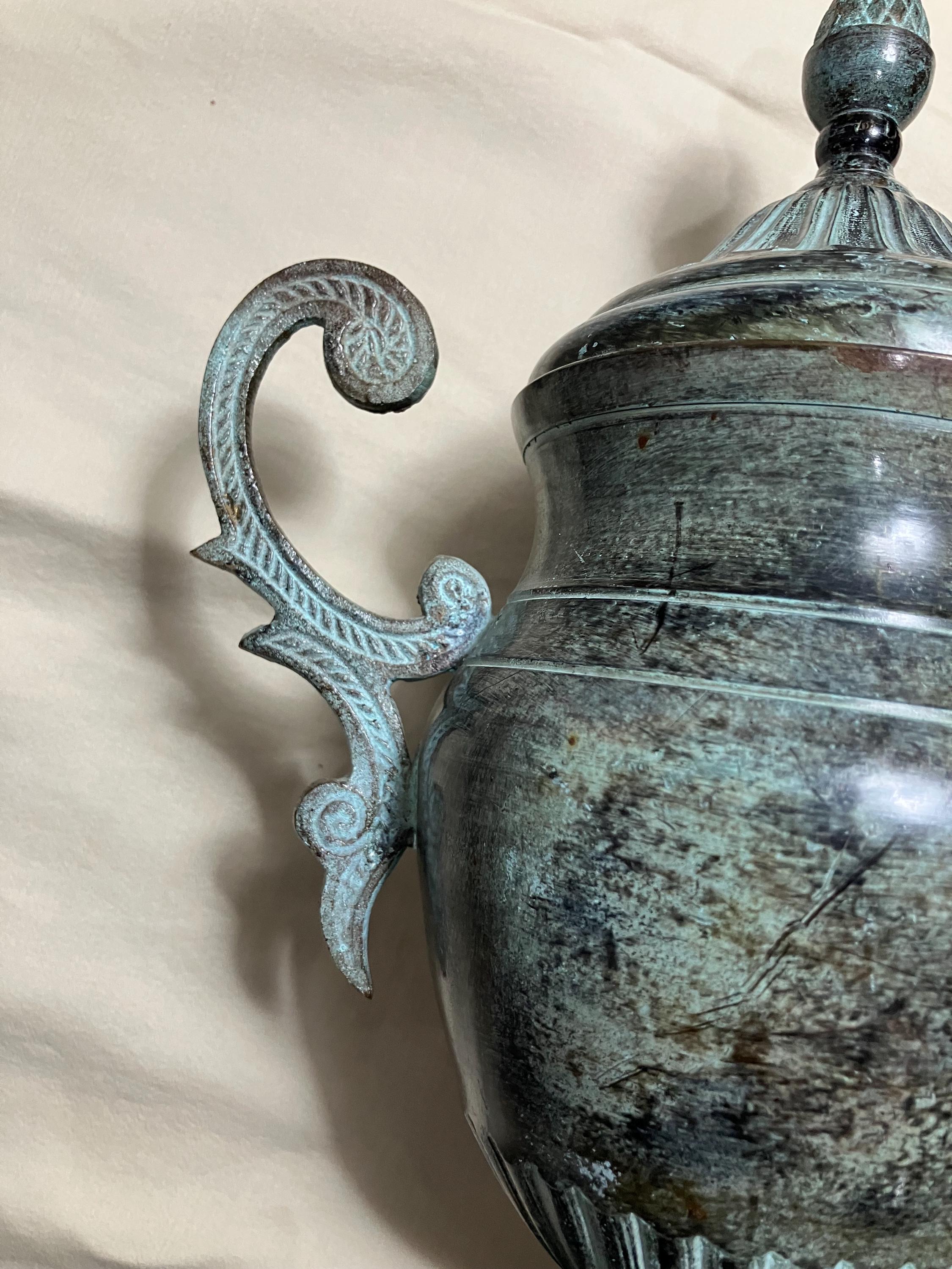 インド製のヴィンテージ金属緑青壷 - Etsy 日本