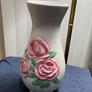 Vintage Lynn Hollyn pink rose vase, Tuscany collection