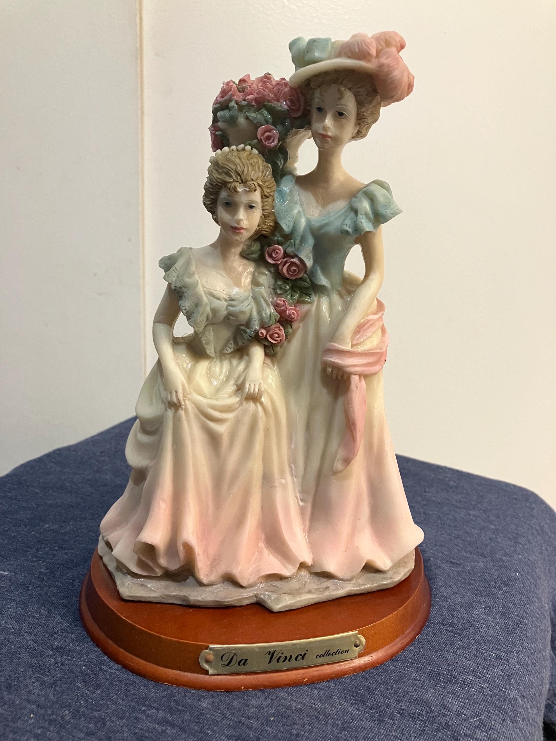 * vintage figure ୨୧ * ゜❀ 女の子と テディ・ベア Hand Painted Acedamy Figurine “together” From the Da Vince