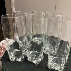 1 oz glass cups Comfy Package Clear Hard Plastic Shot Glasses [1 oz