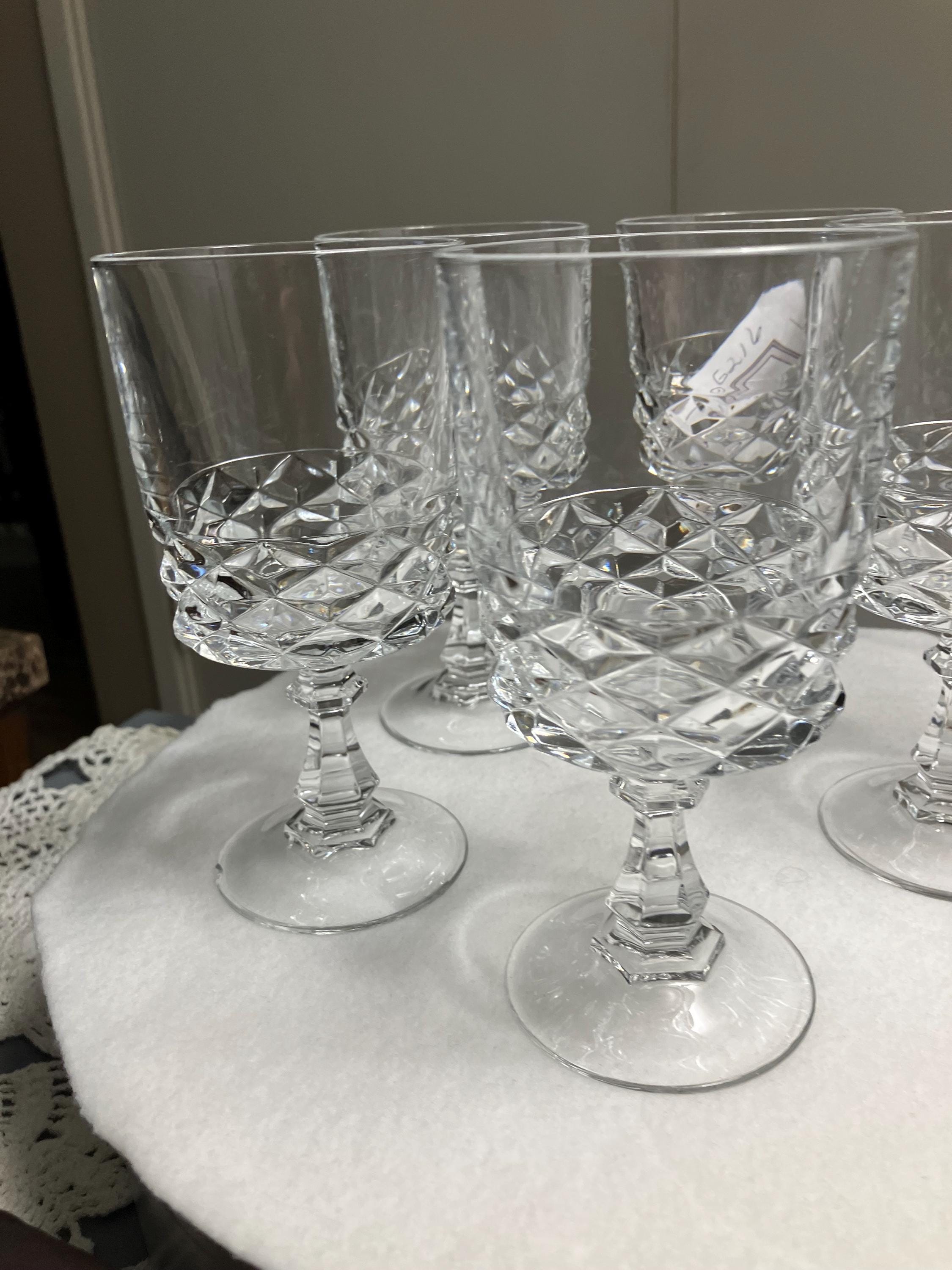Crystal Wine Glasses With Diamond Pattern - Etsy