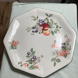 Vtg Johnson Brothers Fresh Fruit 11 1/2” serving  porcelain plate