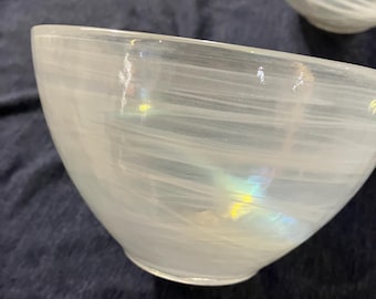 Vtg Artistic Accents white iredecent swirl 6&quot; bowls. Set of 4