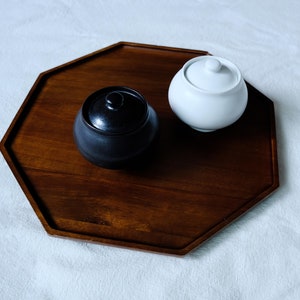 Korean Baekja Ceramic Container: Handmade Pottery Bowl