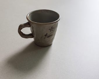 Handgezeichnete rustikale Keramiktasse: koreanische handgemachte Keramik, 150ml