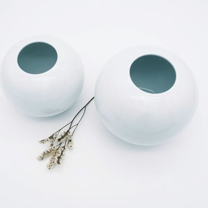 Handmade Baekja Moon Vase: Korean White Porcelain Pottery