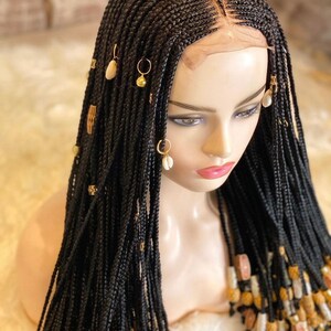 Box braid wig with a loose strong tip, Box braiding,