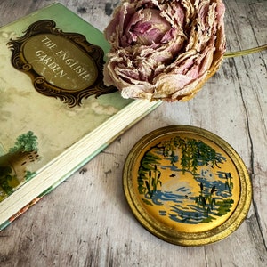 Vintage Powder Compact, Vintage Make Up, Cosmetics