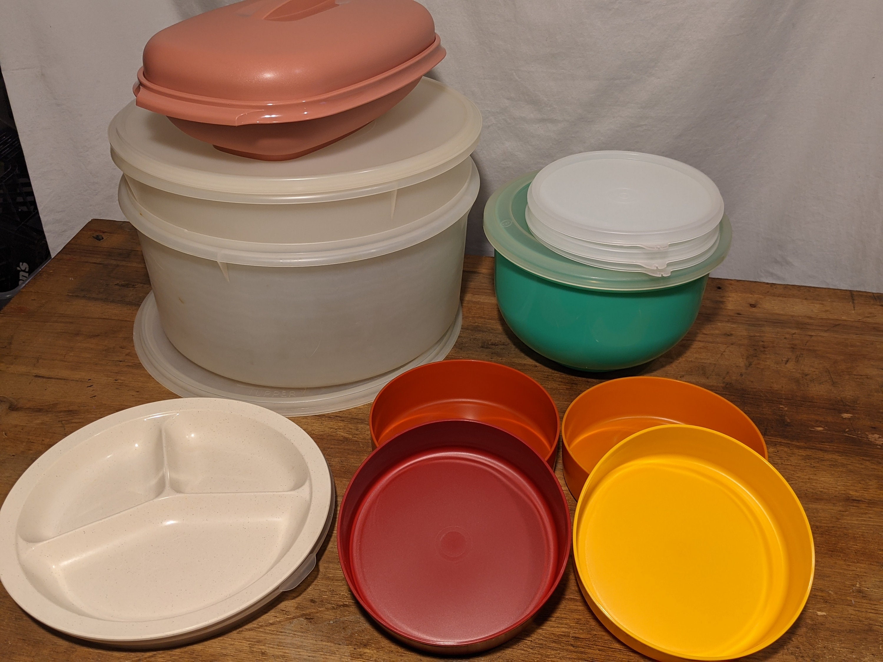 Vintage Tupperware: See 100+ retro plastic container styles, from