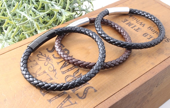 Mens braided leather bracelet best sale engravable