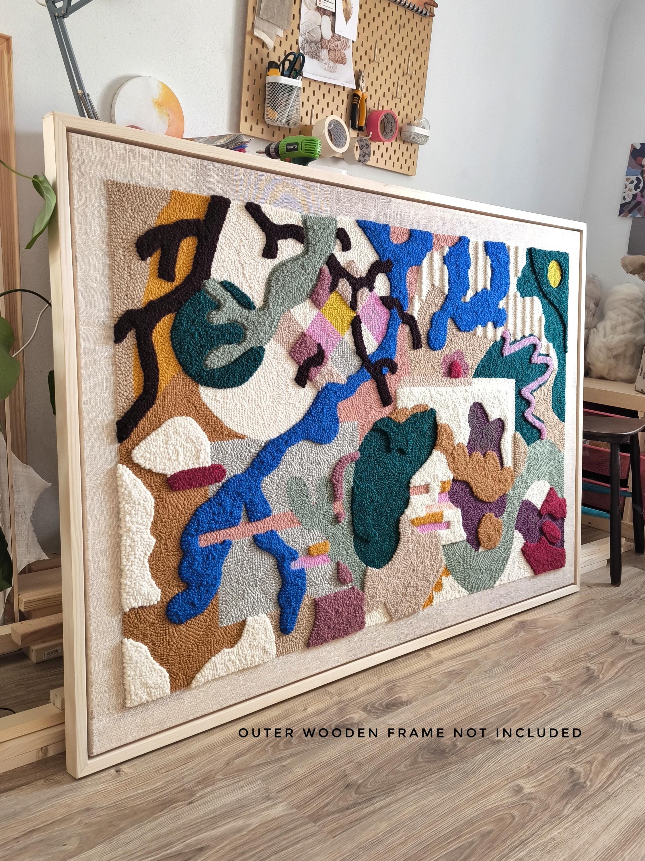 GREEN LABRADOR - Large Textured Wall Hanging – Colorful 3D Yarn