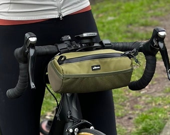 Olivgrüne Fahrradlenkertasche von Lumiere & Co. | Fahrradtasche | Wasserbeständig | Fahrrad-Bar-Tasche | Burrito-Tasche | Fahrradtasche | Fahrradgeschenk