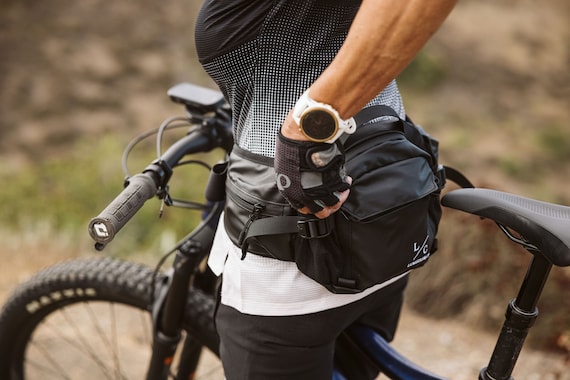 Sac banane de velo par Lumiere Co. Sacoche de velo Sac banane VTT Sac banane pour velo de montagne Pack randonnee Sac banane Sac banane Sac banane Etsy France