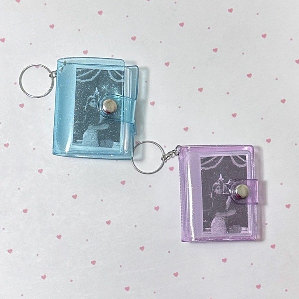 Miniature Memories: Tiny Photo Album Keychain