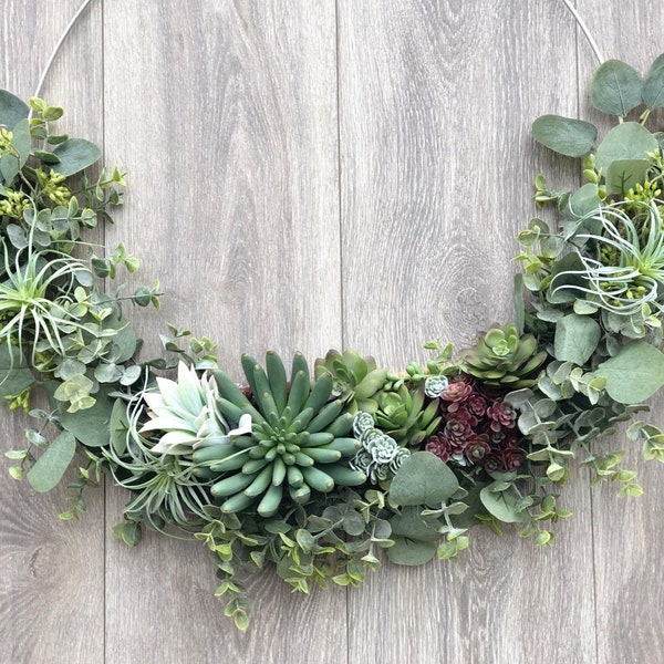 Succulent Wreath for Indoor / Outdoor use - Modern Wreath - Door Hanger