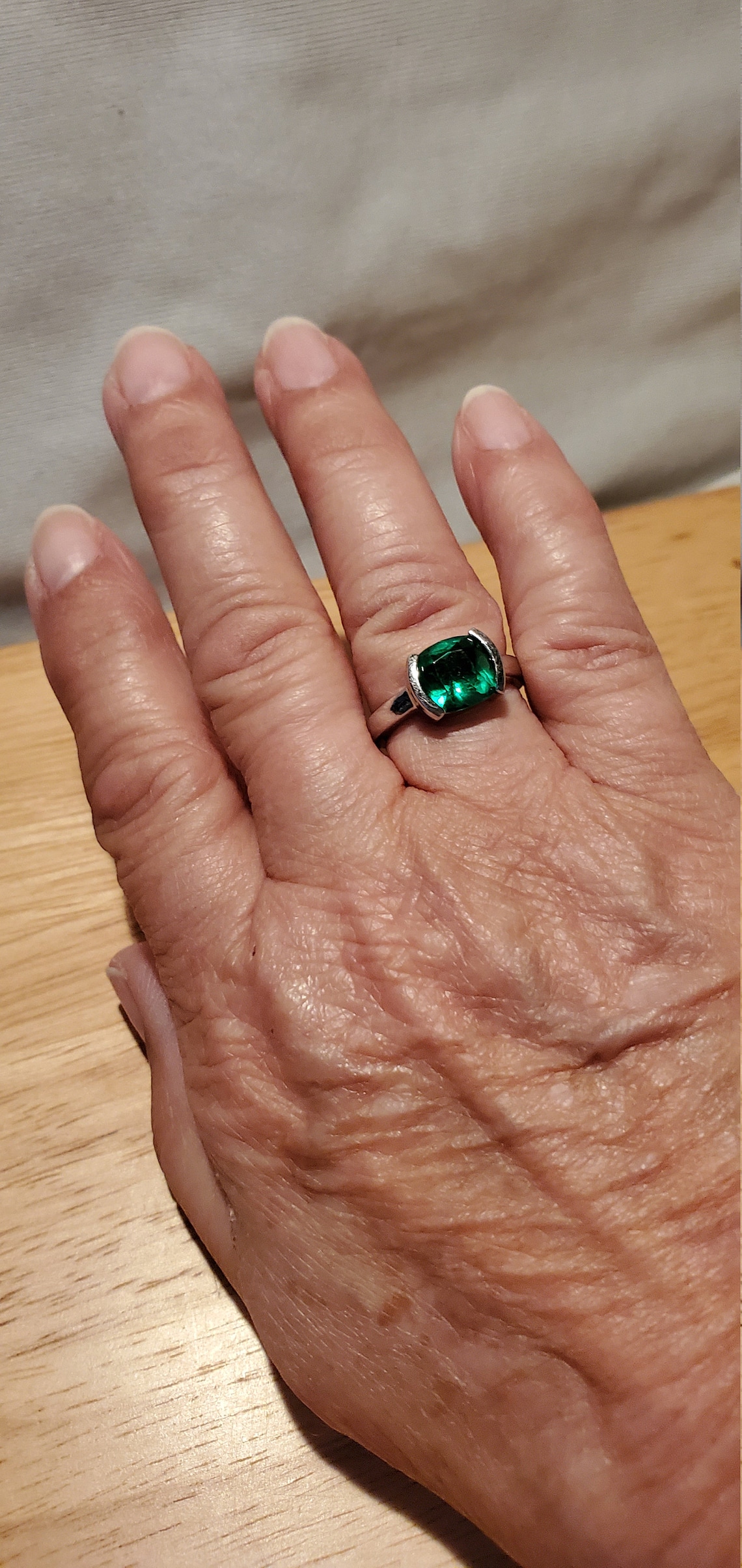 Emerald green ring | Etsy