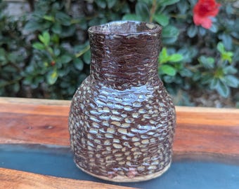 ダークブラウン セラミックテクスチャー 花瓶 - Etsy 日本