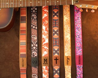 Correa de guitarra grabada personalizada, correa de guitarra de nailon impresa con parte trasera de cuero, regalo personalizado para músicos, correa cruzada para guitarristas.
