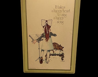 Vintage 1975 Holly Hobbie Wall Plaque