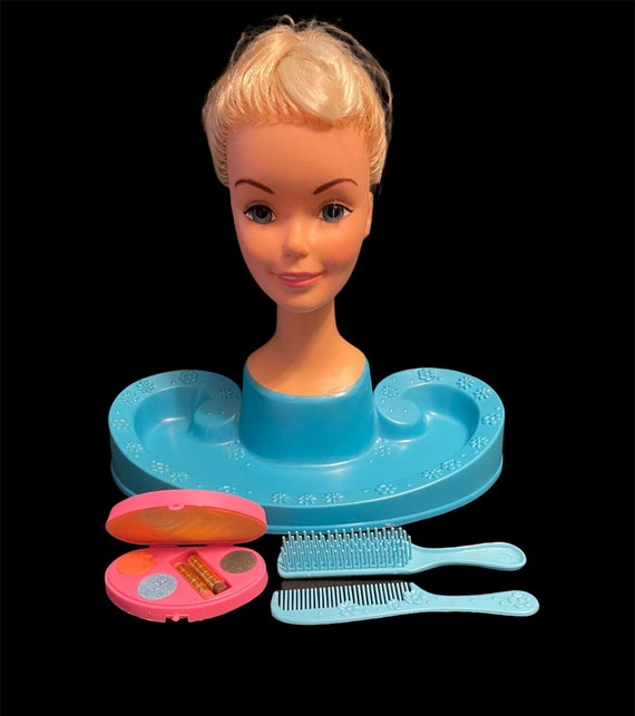 Vintage 1976 Barbie Styling Head With Makeup Brush and Comb - Etsy