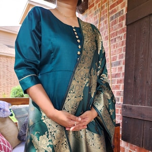 Neck design for banarasi kurti clearance