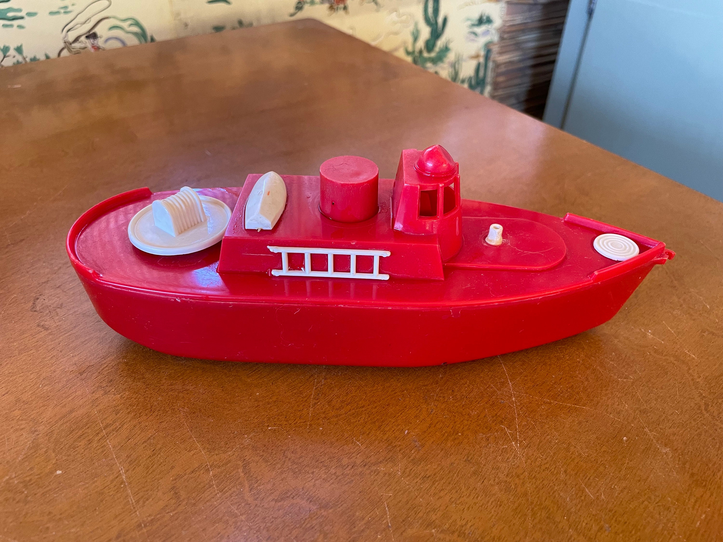 American Plastic Toys Deep Sea Fishing Boat Toy Vintage Bath Elf