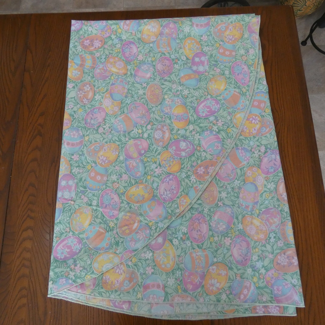 Vintage Oblong Oval Easter Tablecloth Easter Eggs and Flower Pattern in