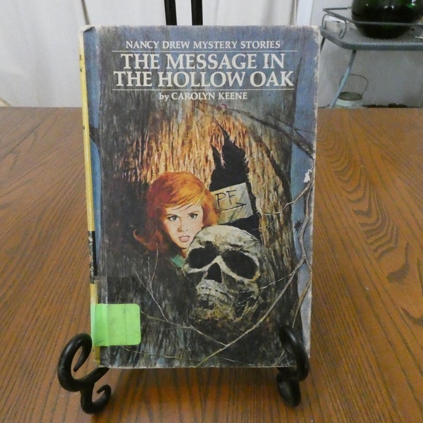 Vintage 1972 Hardback Children's Book Nancy Drew Mystery "The Message in The Hollow Oak" by Carolyn Keene