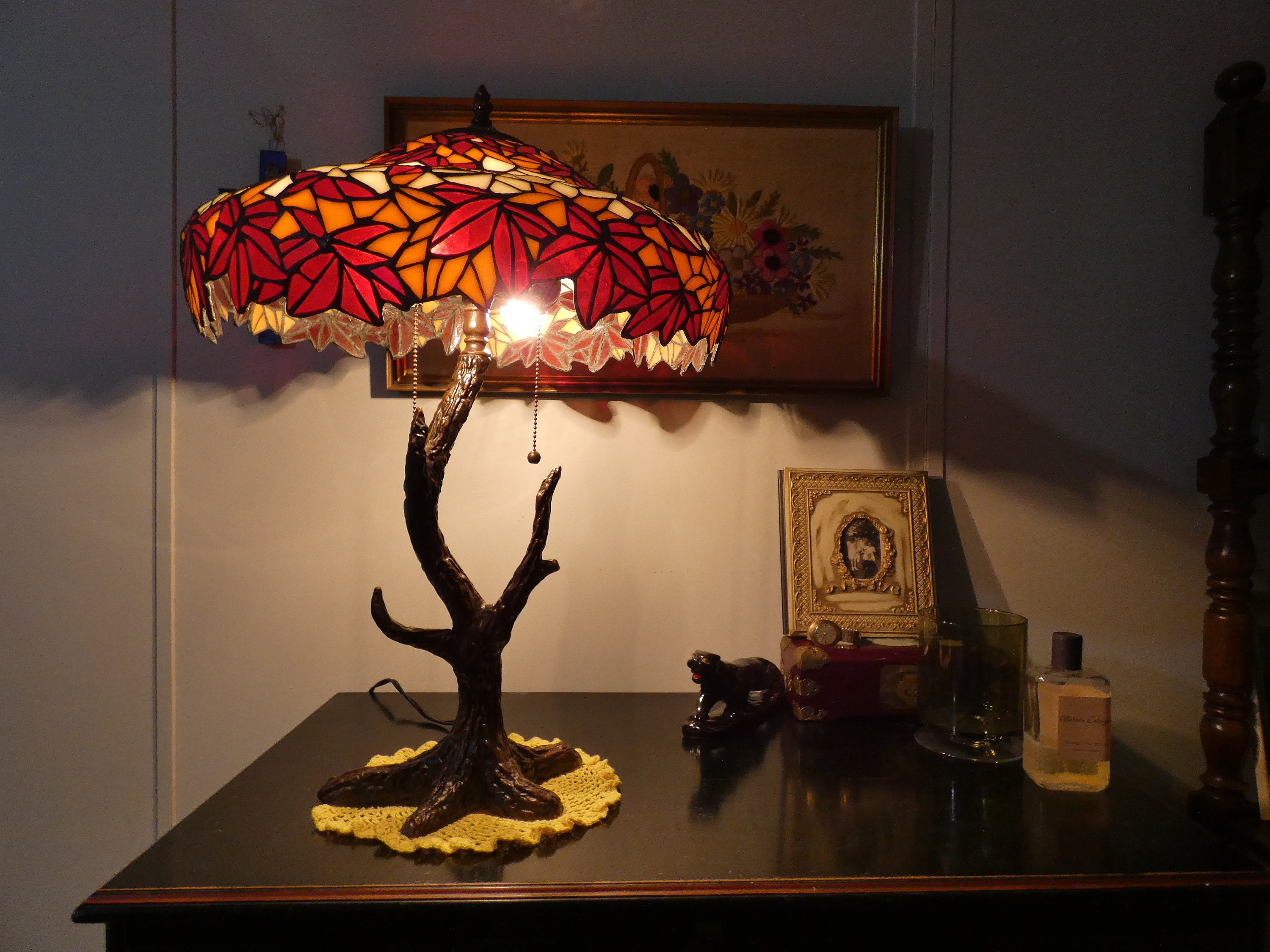 Tiffany-style Lake Table Lamp