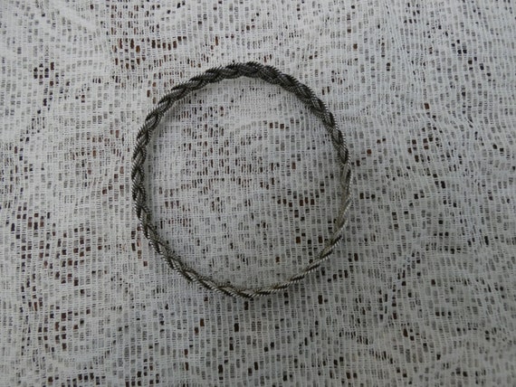 Vintage Woven Silver Tone Metal Bangle Bracelet I… - image 4