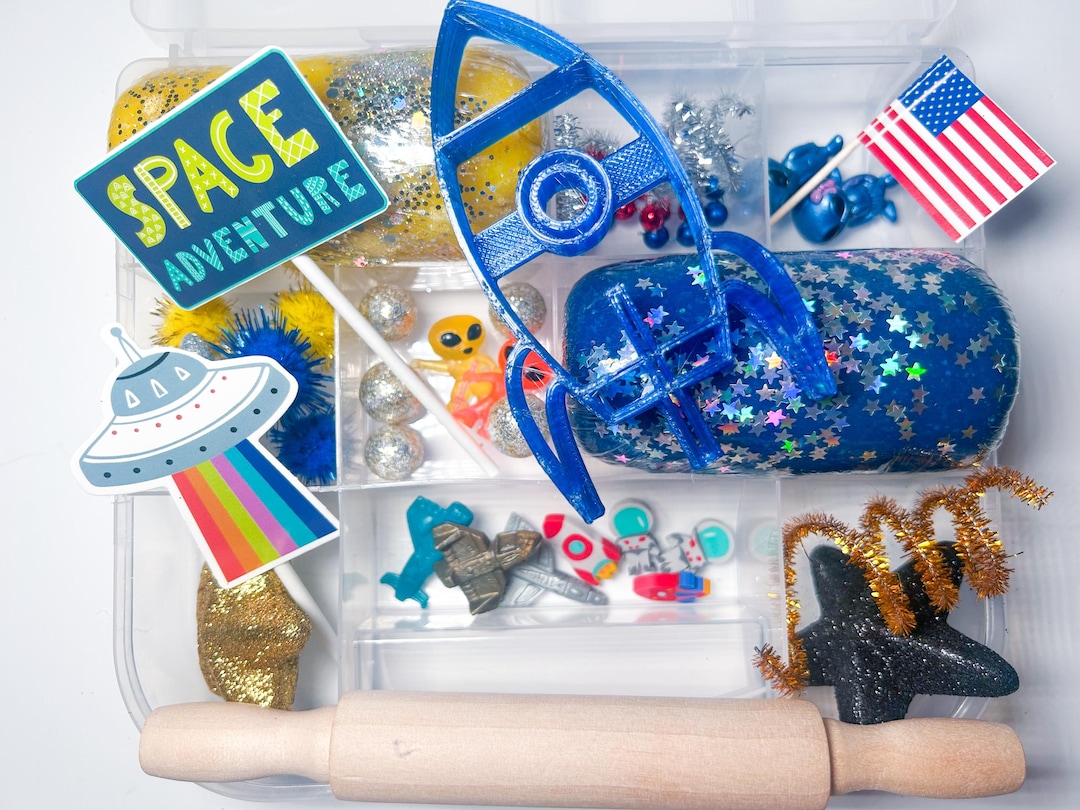 Outer Space Sensory Bin, Outer Space Play Dough, Outer Space Playdough ...
