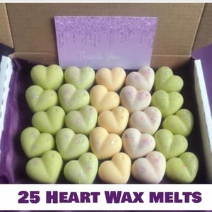 25 Scented Heart Wax Melts Gift Box: Handmade Soy Wax Aromatherapy image 2