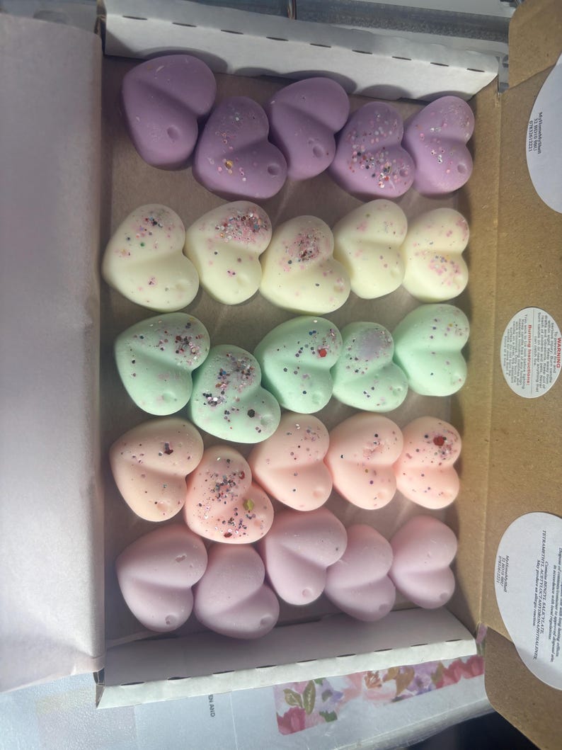 25 Scented Heart Wax Melts Gift Box: Handmade Soy Wax Aromatherapy image 18