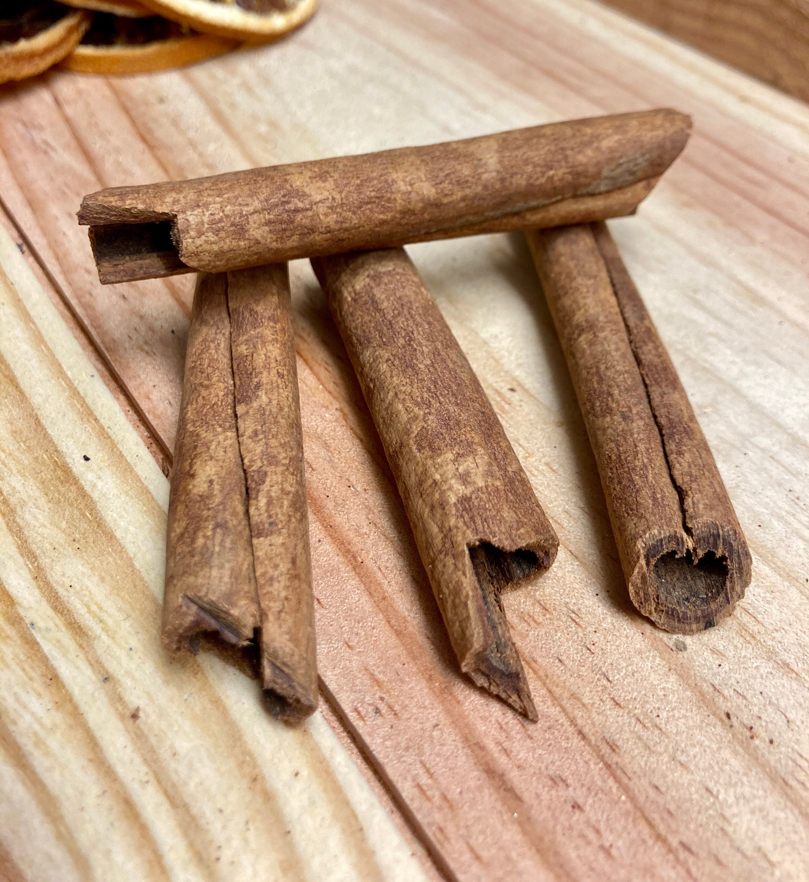 Fournitures De Fabrication De Couronne De Noël, Bâtons De Cannelle, Branches De Pin Artificielles Et Baies Artificielles Pour Décoration De Couronne De Noël, Diffuseur De Parfum Naturel