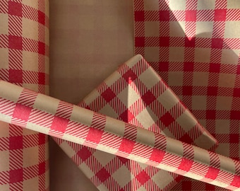 Red Gingham Checkered Wrapping Paper, Gift Wrapping paper,Eco Friendly Kraft Paper,100% Recycled & Recyclable, Luxury Birthday Gift Wrap