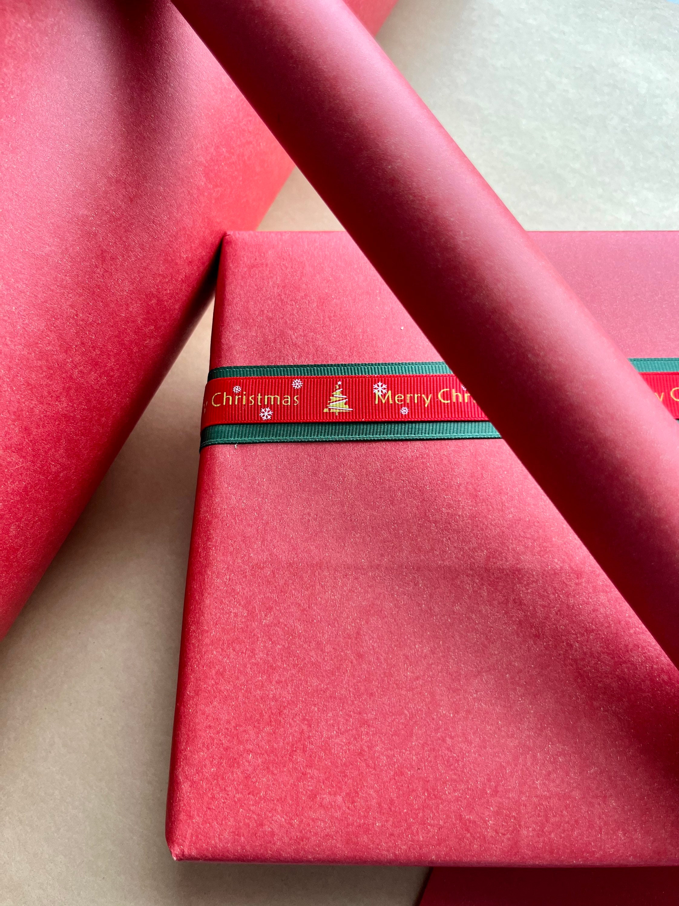 Matt Red Kraft Wrapping Paper, Sustainable Eco Friendly Kraft Paper, 100%  Recycled & Recyclable, Luxury Sustainable Birthday Gift Wrap 
