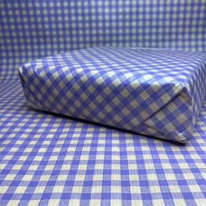 Papier d'emballage kraft à carreaux vichy lilas violet, emballage cadeau kraft durable et respectueux de l'environnement, anniversaire de luxe 100 % recyclé et recyclable,