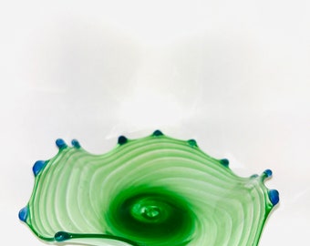 Green and blue art glass bowl | vintage glass | vintage housewares | vintage bowl | vintage home goods |