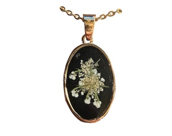 Gold Plated Chain Resin Real Flower Queen Anne's Lace Necklace