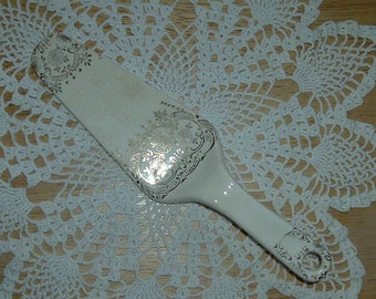 Antique/Vintage Gilded Porcelain Wedding Cake Server