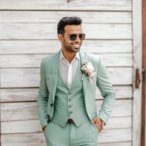 Luxury Light Green Colour Three Piece Slim Fit Suit For Men, Groom And Groomsmen Suit For Wedding, Tailored Suit,Prom Wear suit for Men,