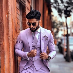 Light Purple Three Piece Slim Fit Suit For Men, Groom And Groomsmen Suit For Wedding, Tailored Suit,Prom Wear,bespoke for Men & all Seasons