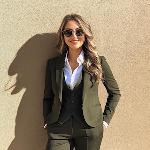 Beautiful OLIVE GREEN 3 Piece Slim Fit Suit For Women, Women wedding Suit Office Suits & Office Party and Wedding,Tailored Suit Formal suits