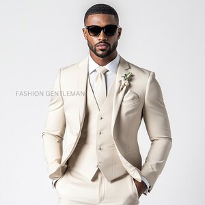 Luxury Off White Colour Three Piece Slim Fit Suit For Men, Groom And Groomsmen Suit For Wedding, Tailored Suit,Prom Wear,bespoke for Men