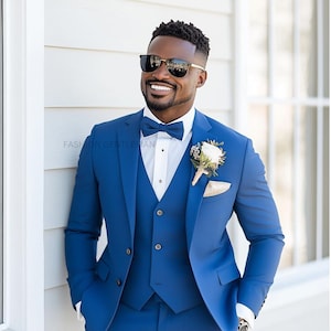 Luxury Royal Blue Colour Three Piece Slim Fit Suit For Men, Groom And Groomsmen Suit For Wedding, Tailored Suit,Prom Wear suits for Men,