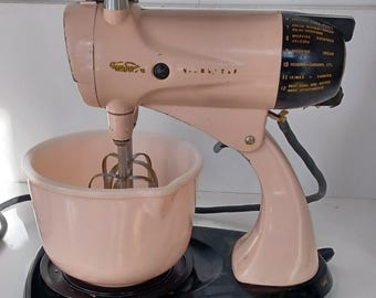 Vintage rose et noir sunbeam mix master 12 vitesses fonctionne !!! Avec petit bol rose cuisine vintage bateau gratuit tarif prépayé