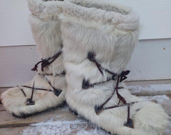 Vintage nakiuk fur boots mens size 12 /great used condition complete with liners original warm yeti boots rare free shipping prepaid tariff